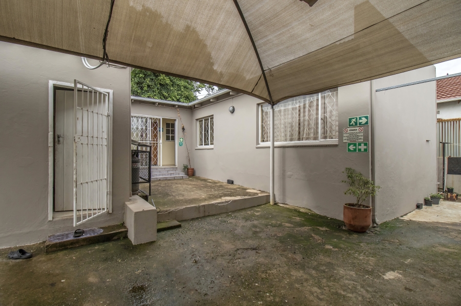 10 Bedroom Property for Sale in Westdene Gauteng