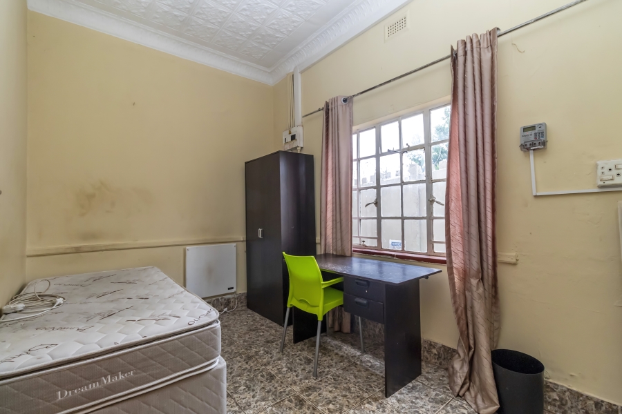 10 Bedroom Property for Sale in Westdene Gauteng