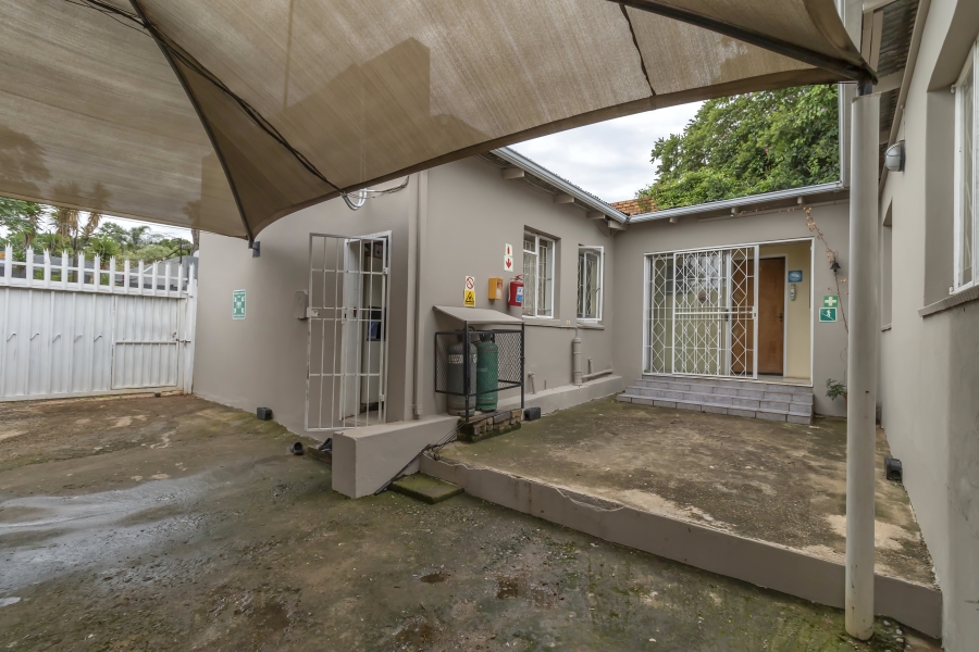 10 Bedroom Property for Sale in Westdene Gauteng
