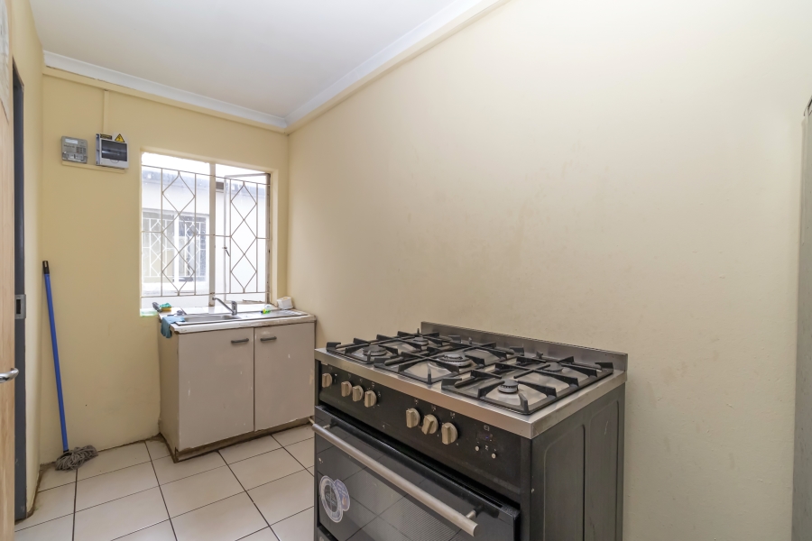 10 Bedroom Property for Sale in Westdene Gauteng