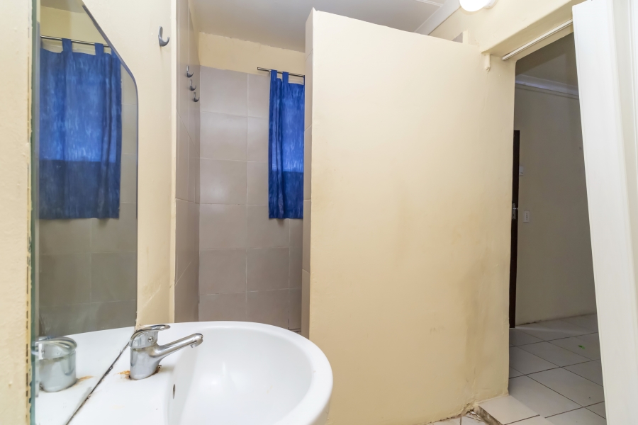 10 Bedroom Property for Sale in Westdene Gauteng