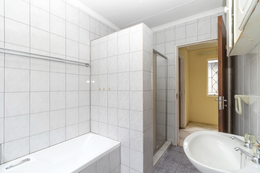 10 Bedroom Property for Sale in Westdene Gauteng