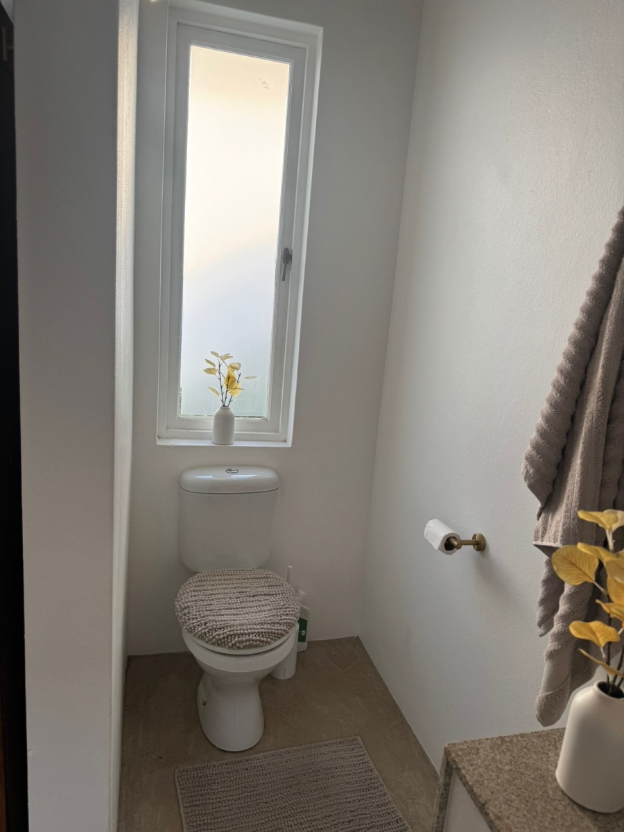 To Let 1 Bedroom Property for Rent in Parktown North Gauteng