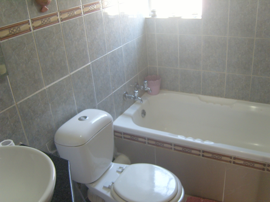 3 Bedroom Property for Sale in Meyersdal Gauteng