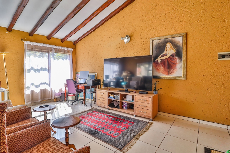 To Let 2 Bedroom Property for Rent in Morningside Gauteng