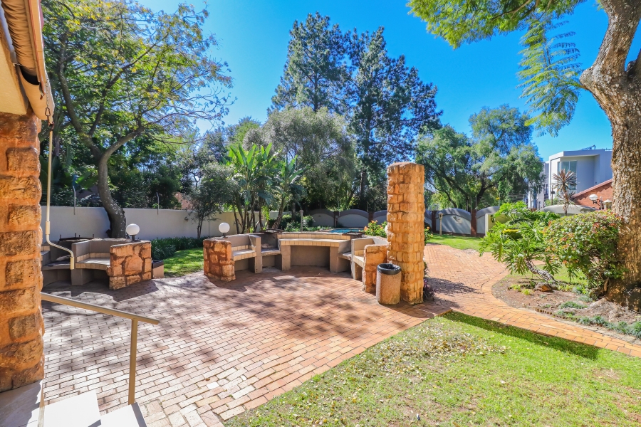 To Let 2 Bedroom Property for Rent in Morningside Gauteng