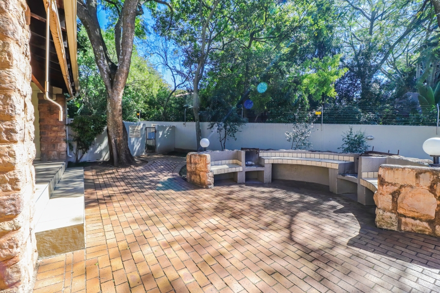 To Let 2 Bedroom Property for Rent in Morningside Gauteng