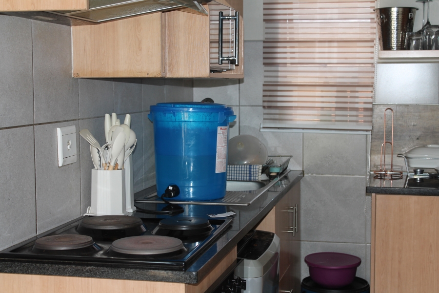 2 Bedroom Property for Sale in Alveda Park Gauteng
