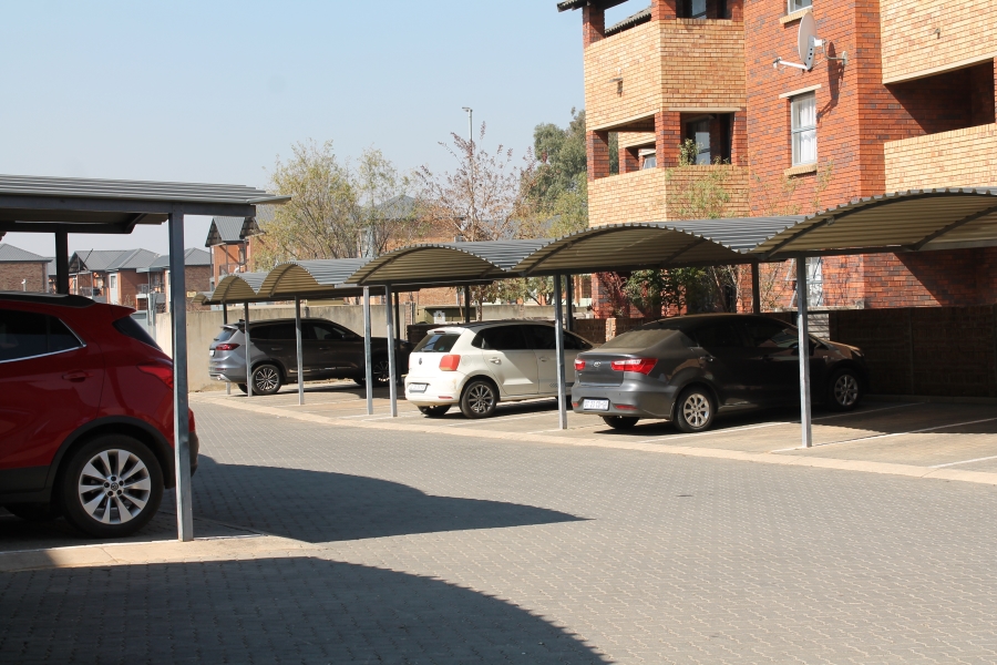 2 Bedroom Property for Sale in Alveda Park Gauteng