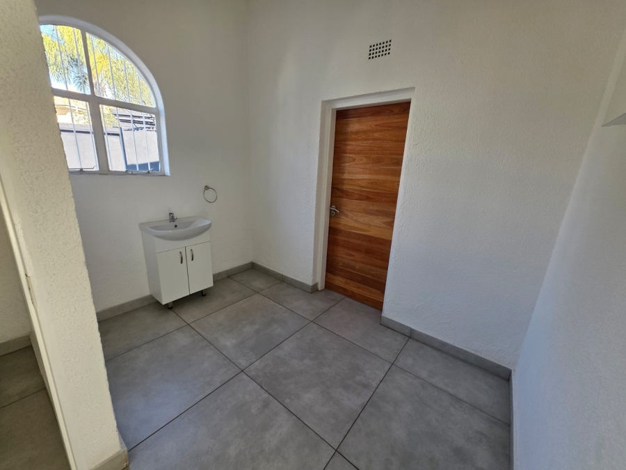 To Let Commercial Property for Rent in Vanderbijlpark SW 5 Gauteng