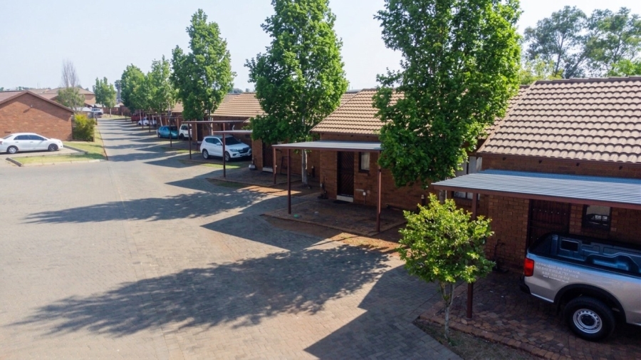 3 Bedroom Property for Sale in The Orchards Gauteng