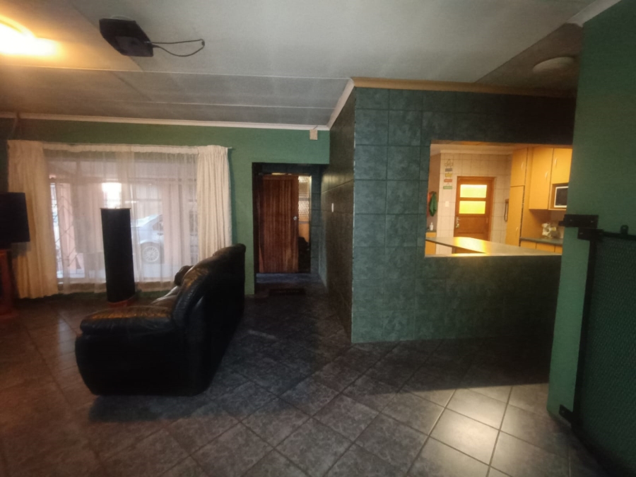 4 Bedroom Property for Sale in Vanderbijlpark CE 2 Gauteng