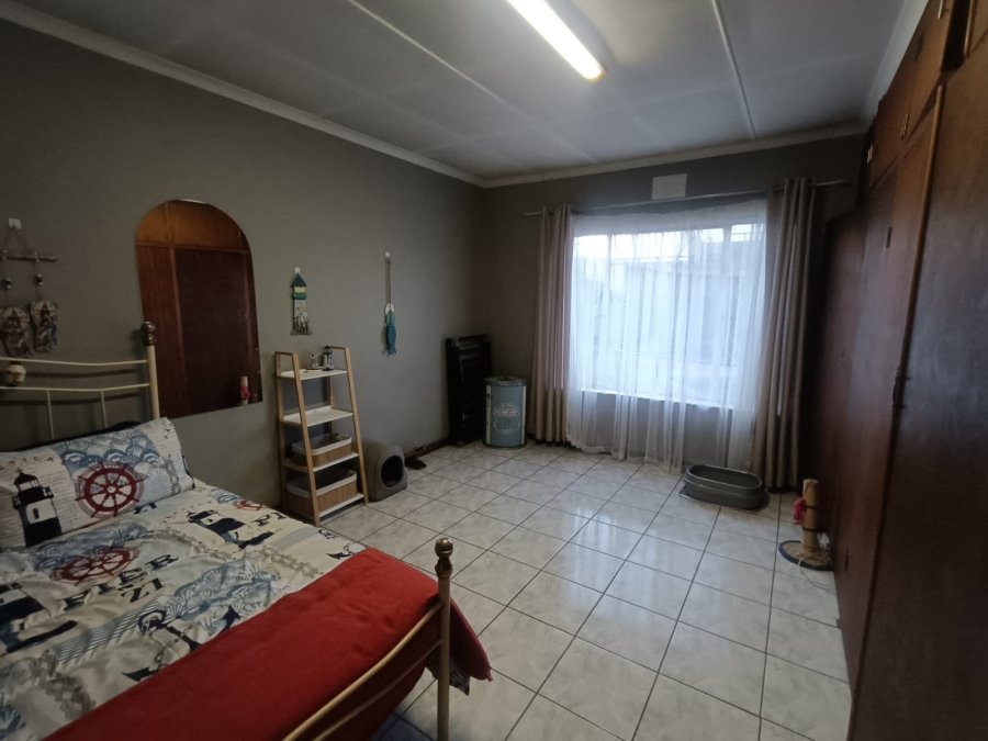 4 Bedroom Property for Sale in Vanderbijlpark CE 2 Gauteng