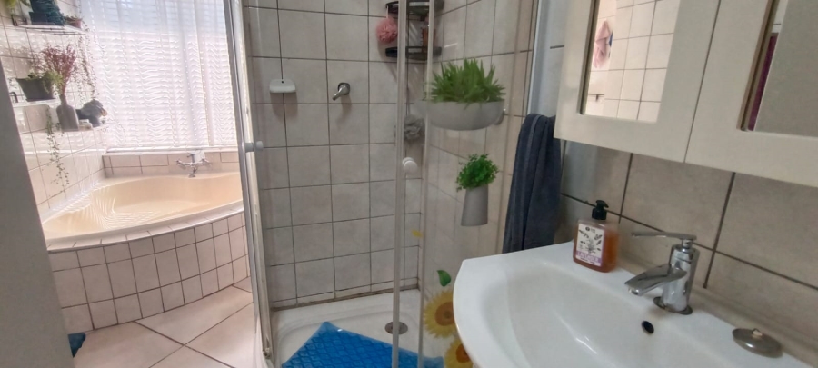 3 Bedroom Property for Sale in Brakpan Central Gauteng