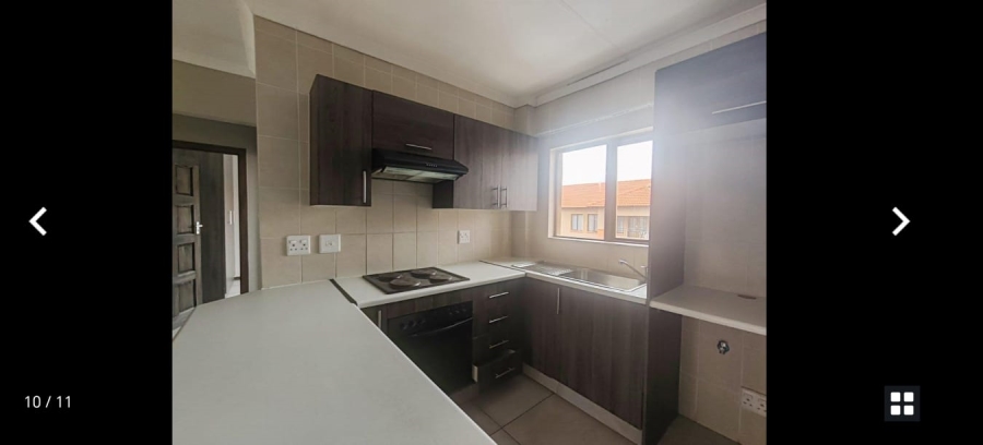 To Let 2 Bedroom Property for Rent in Kenleaf Gauteng