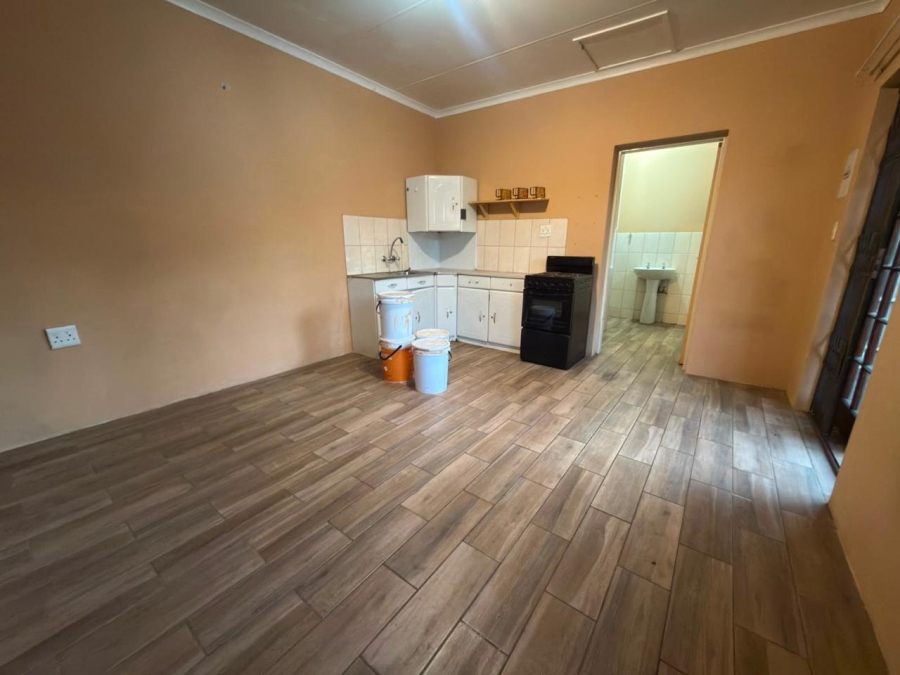 To Let 1 Bedroom Property for Rent in Brakpan Central Gauteng