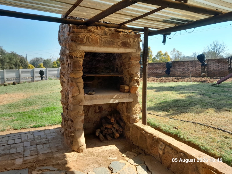 4 Bedroom Property for Sale in Pretoria North Gauteng