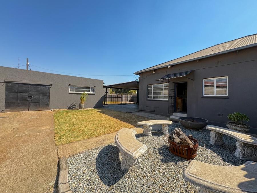 3 Bedroom Property for Sale in Brakpan Central Gauteng