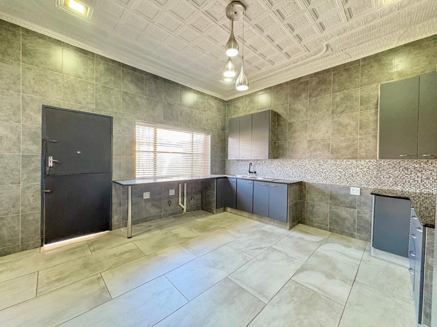3 Bedroom Property for Sale in Brakpan Central Gauteng