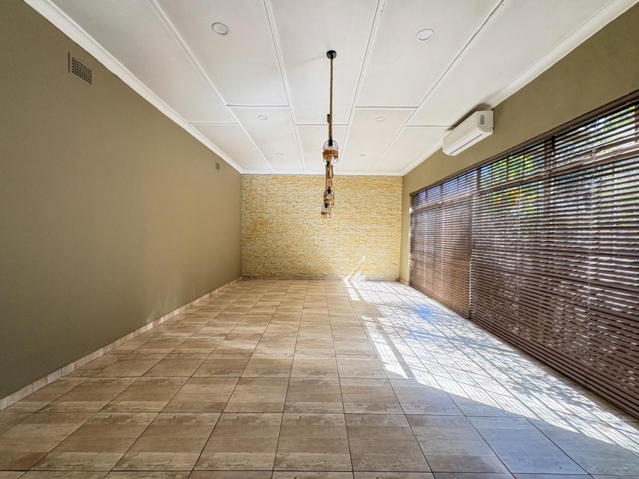 3 Bedroom Property for Sale in Brakpan Central Gauteng