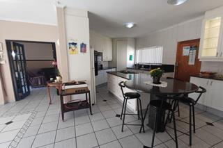 5 Bedroom Property for Sale in Glen Marais Gauteng