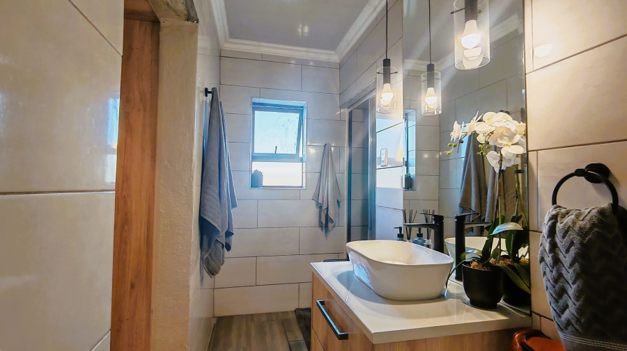3 Bedroom Property for Sale in Sonland Park Gauteng