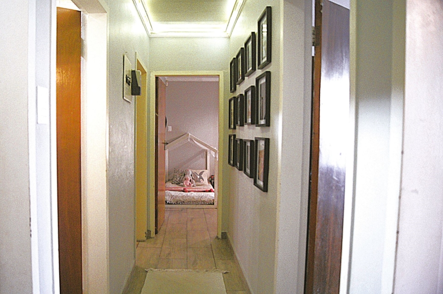 3 Bedroom Property for Sale in Sonland Park Gauteng