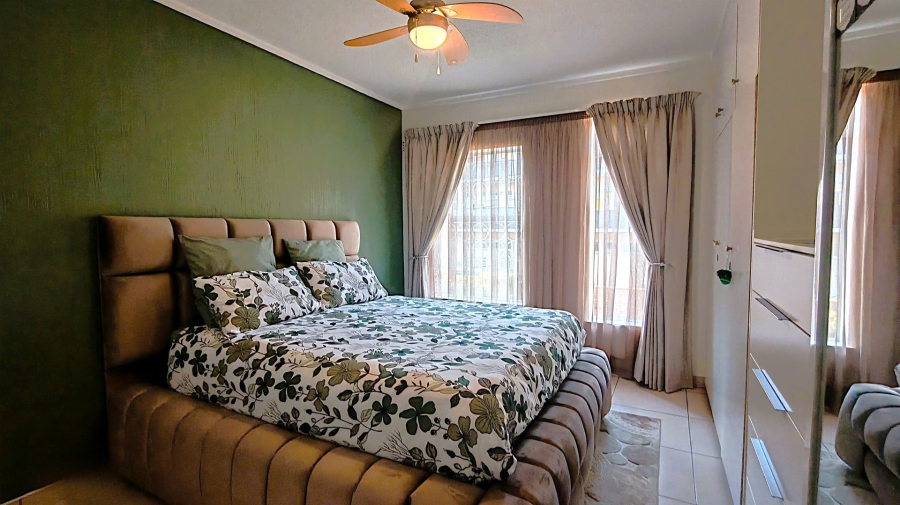 2 Bedroom Property for Sale in Three Rivers Gauteng
