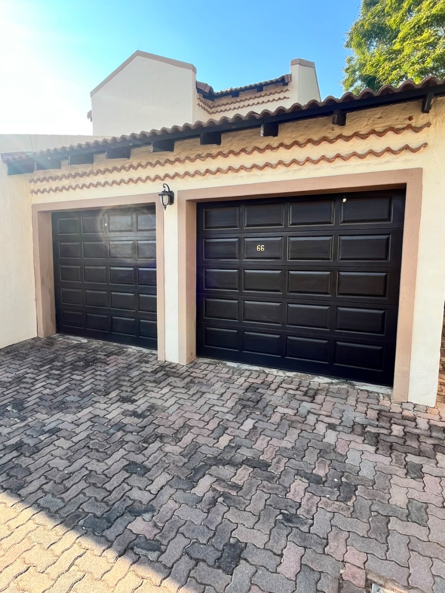 2 Bedroom Property for Sale in Boardwalk Gauteng