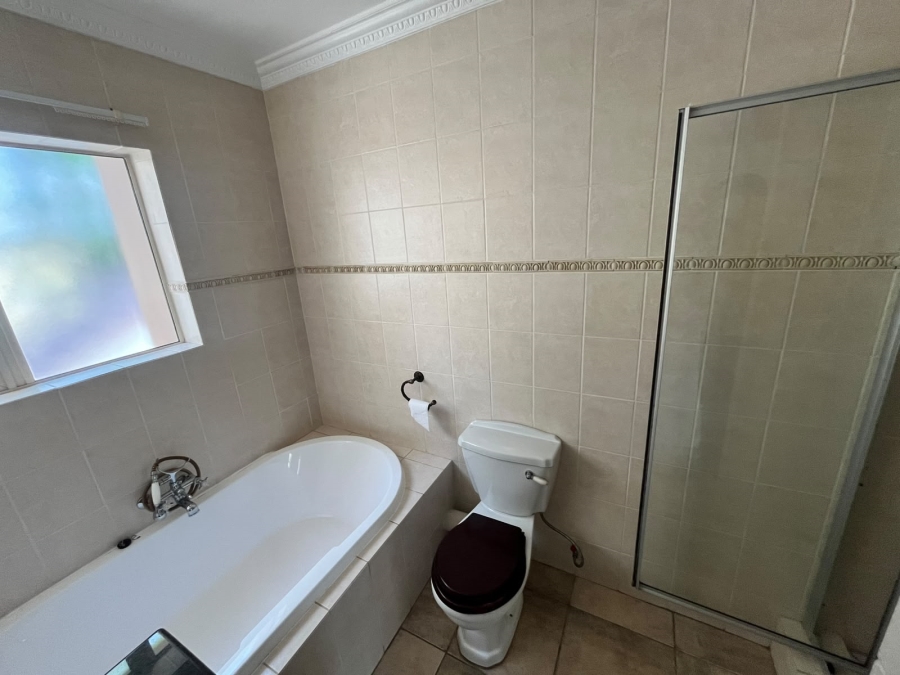 2 Bedroom Property for Sale in Boardwalk Gauteng
