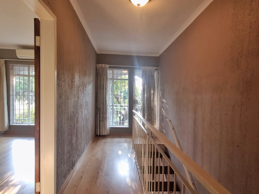 To Let 2 Bedroom Property for Rent in Fairland Gauteng