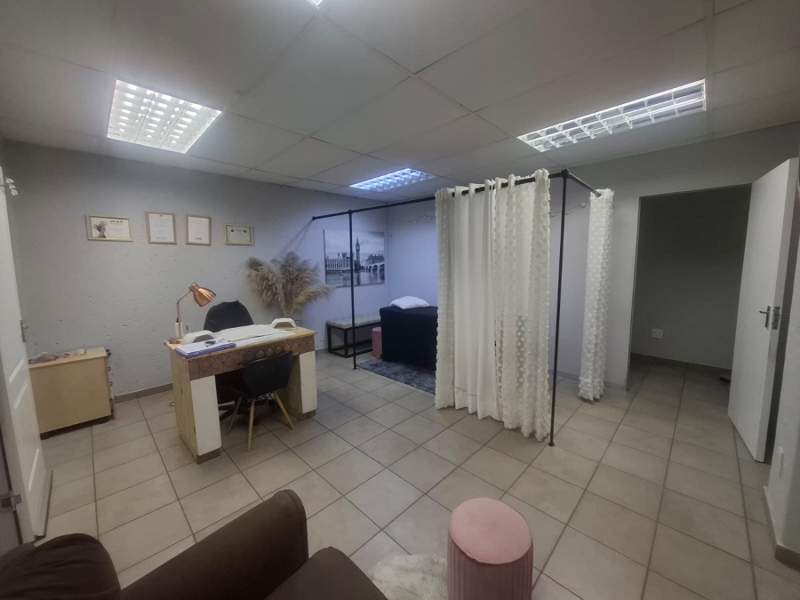 To Let Commercial Property for Rent in Montana Park Gauteng