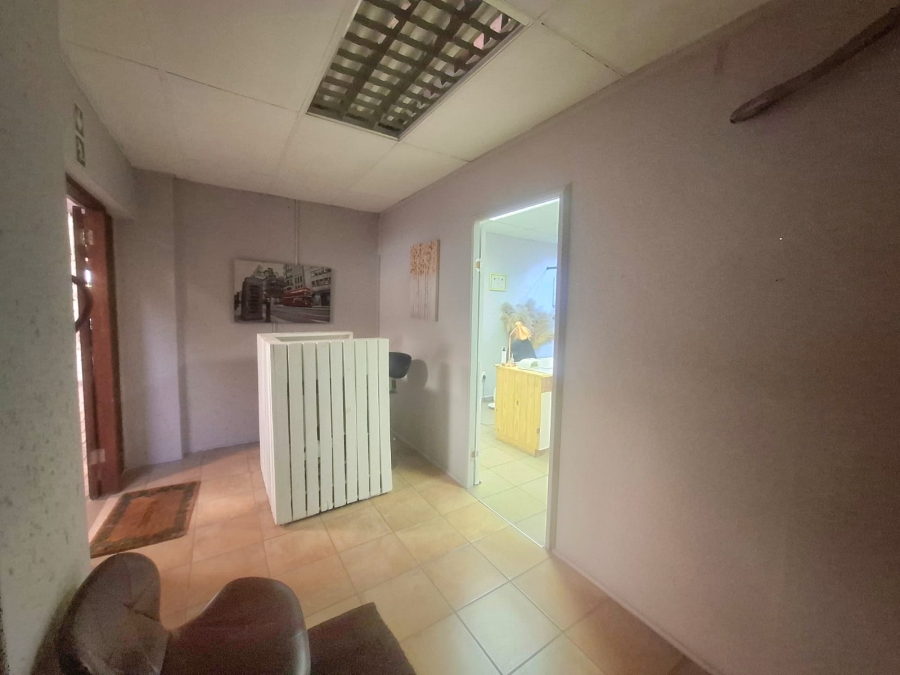 To Let Commercial Property for Rent in Montana Park Gauteng