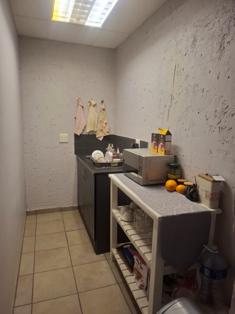 To Let Commercial Property for Rent in Montana Park Gauteng