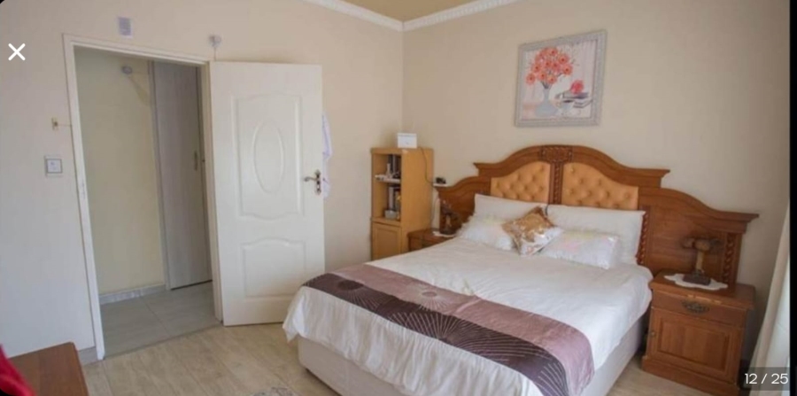 12 Bedroom Property for Sale in Robertsham Gauteng