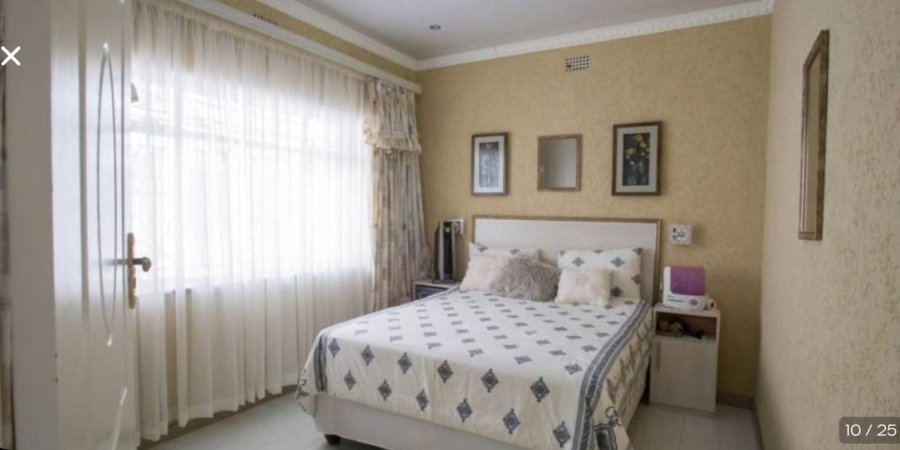 12 Bedroom Property for Sale in Robertsham Gauteng