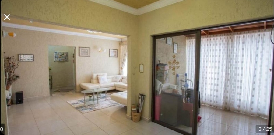 12 Bedroom Property for Sale in Robertsham Gauteng