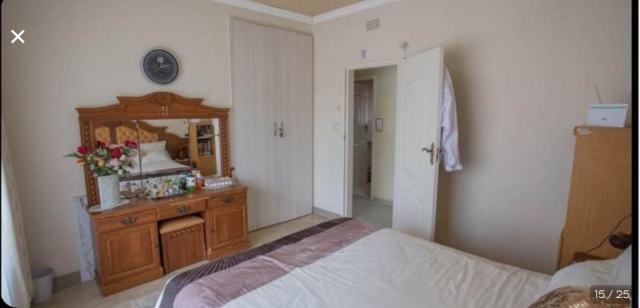 12 Bedroom Property for Sale in Robertsham Gauteng