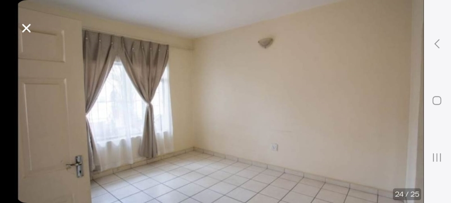 12 Bedroom Property for Sale in Robertsham Gauteng