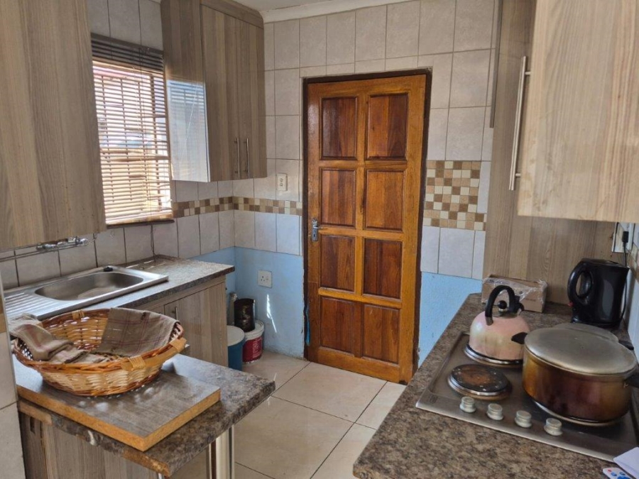 2 Bedroom Property for Sale in Soshanguve East Gauteng