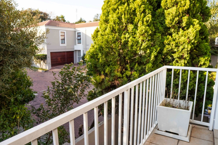 3 Bedroom Property for Sale in Bryanston Gauteng