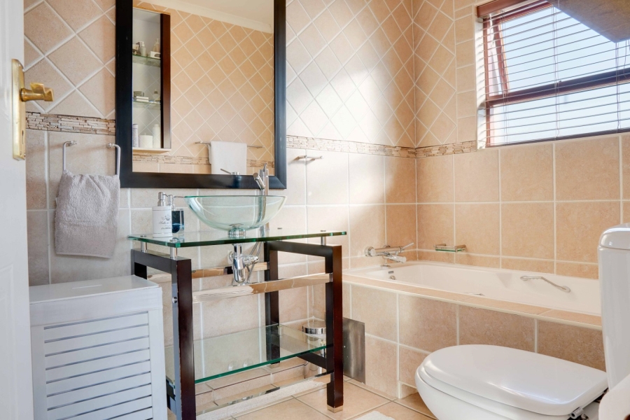 3 Bedroom Property for Sale in Bryanston Gauteng