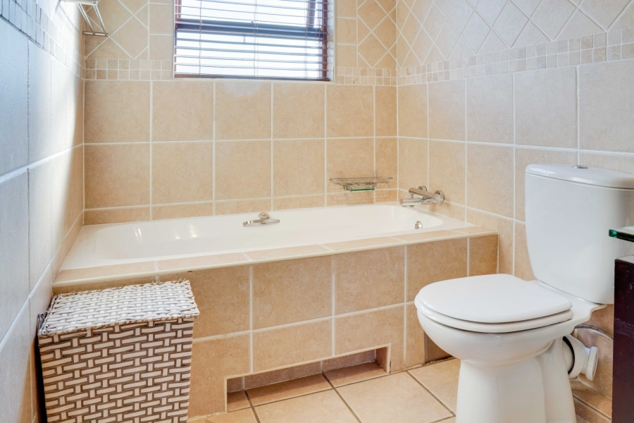 3 Bedroom Property for Sale in Bryanston Gauteng