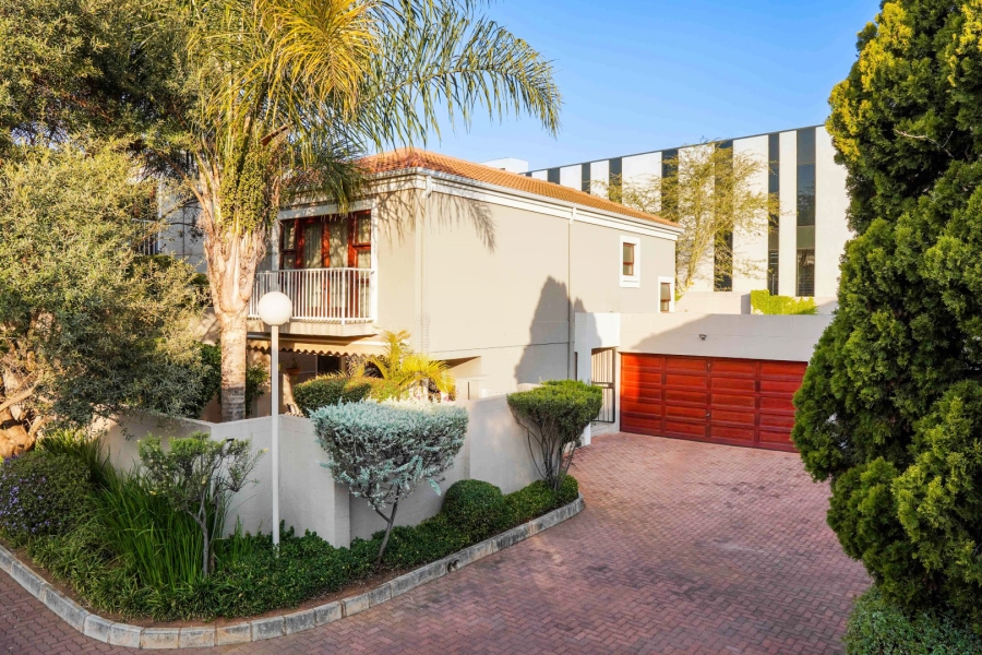 3 Bedroom Property for Sale in Bryanston Gauteng