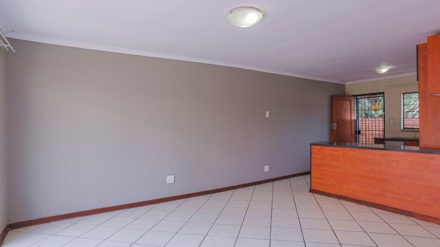 2 Bedroom Property for Sale in Lilianton Gauteng