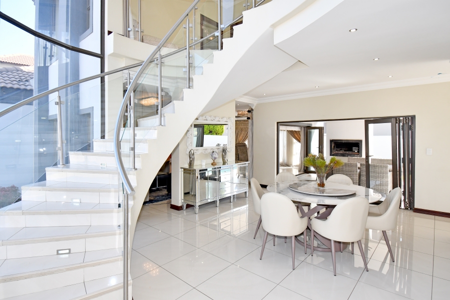 5 Bedroom Property for Sale in Blue Valley Golf Estate Gauteng