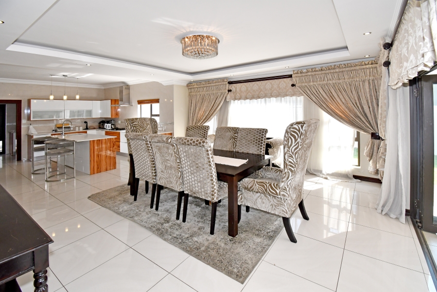 5 Bedroom Property for Sale in Blue Valley Golf Estate Gauteng