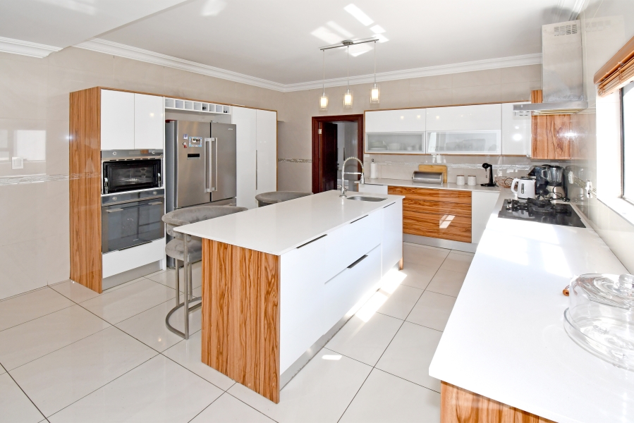 5 Bedroom Property for Sale in Blue Valley Golf Estate Gauteng
