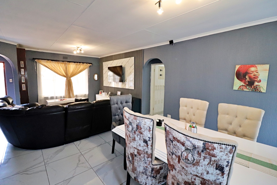 3 Bedroom Property for Sale in Simmerfield Gauteng