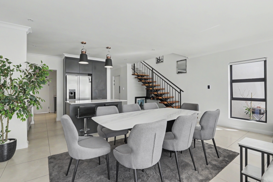 3 Bedroom Property for Sale in Bryanston Gauteng